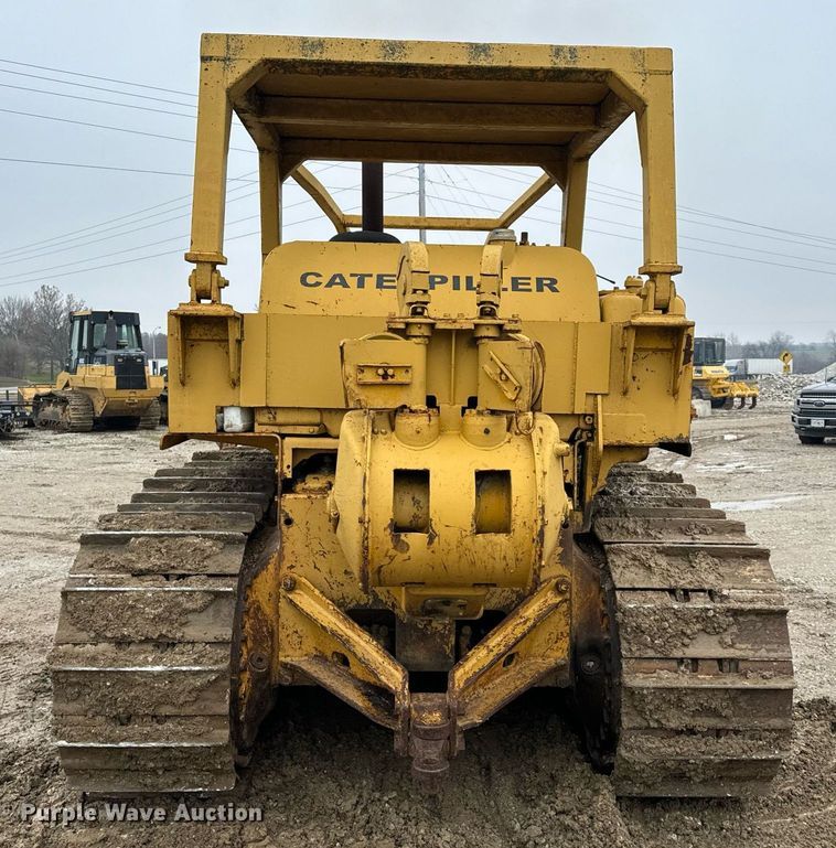 image for item NM9133 1968 Caterpillar D7E  dozer