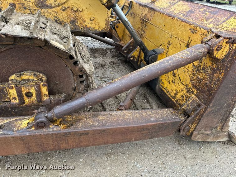 image for item NM9133 1968 Caterpillar D7E  dozer