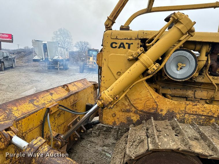 image for item NM9133 1968 Caterpillar D7E  dozer