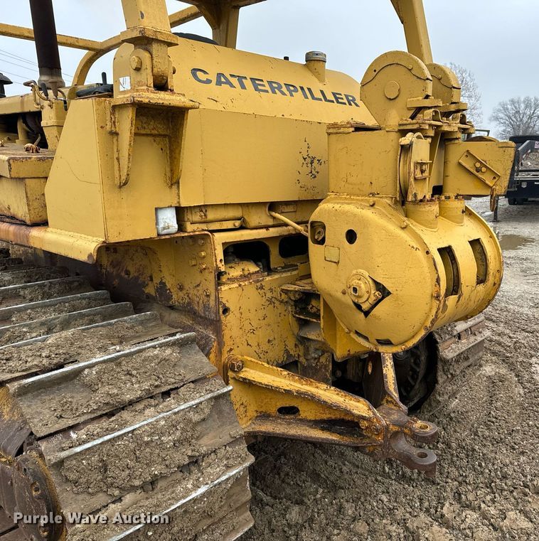 image for item NM9133 1968 Caterpillar D7E  dozer