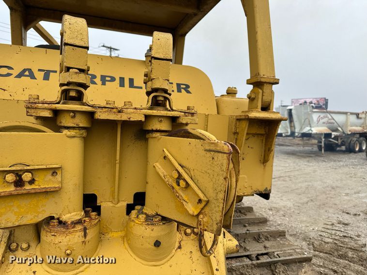 image for item NM9133 1968 Caterpillar D7E  dozer