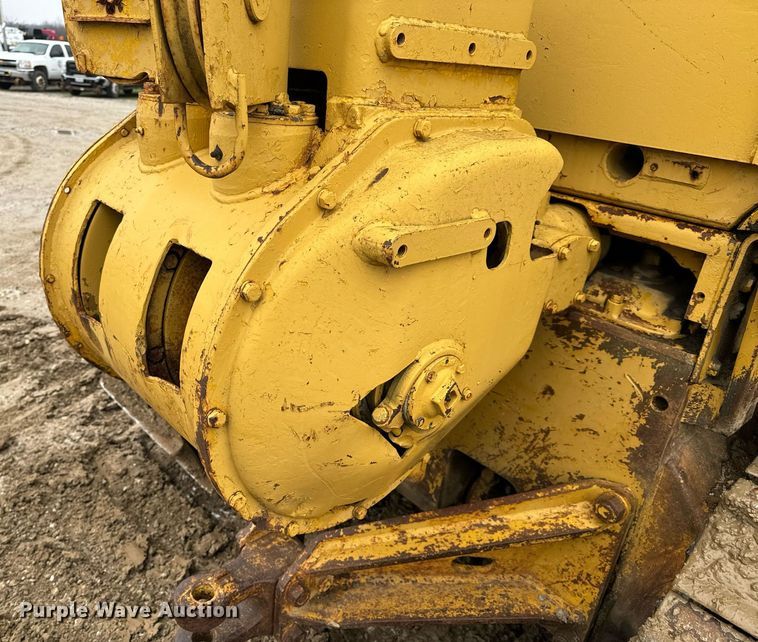 image for item NM9133 1968 Caterpillar D7E  dozer