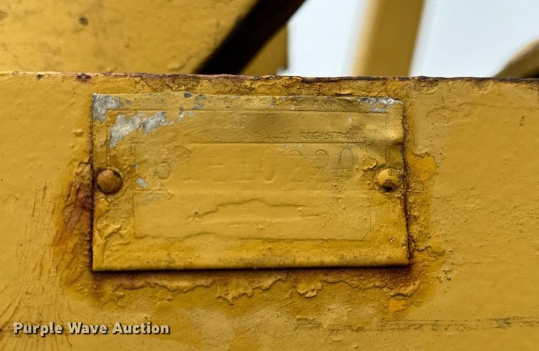 image for item NM9133 1968 Caterpillar D7E  dozer