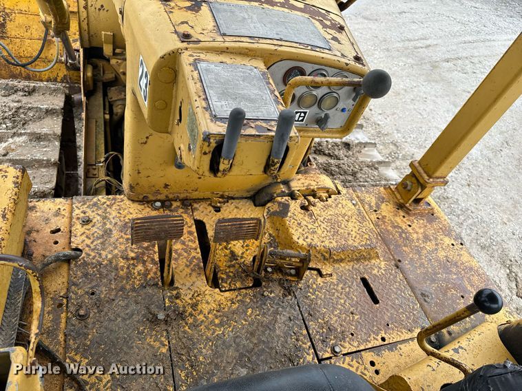 image for item NM9133 1968 Caterpillar D7E  dozer