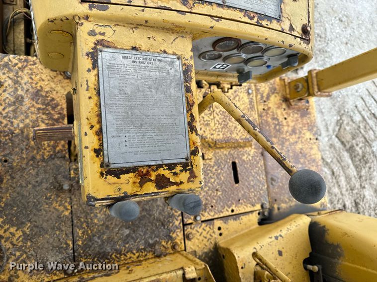 image for item NM9133 1968 Caterpillar D7E  dozer