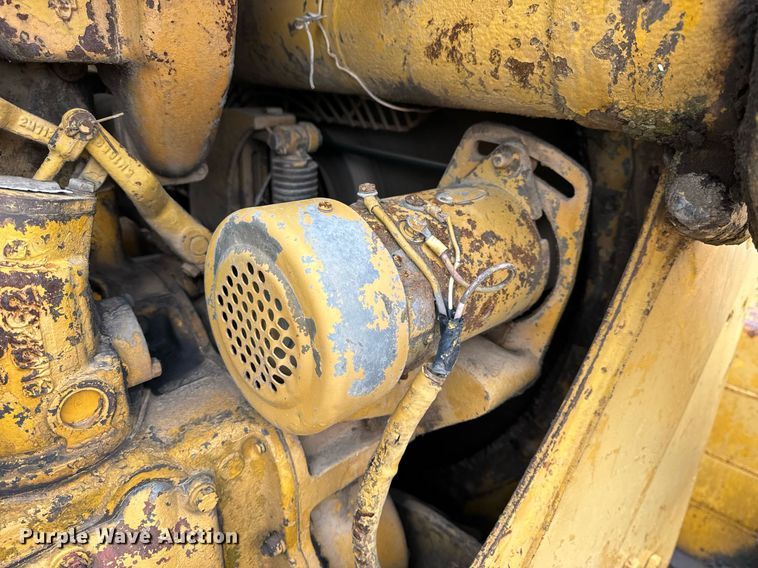 image for item NM9133 1968 Caterpillar D7E  dozer