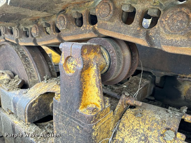 image for item NM9133 1968 Caterpillar D7E  dozer