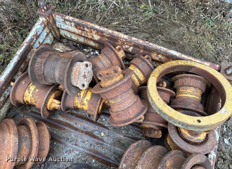 image for item NM9135 Approx. 16 rollers