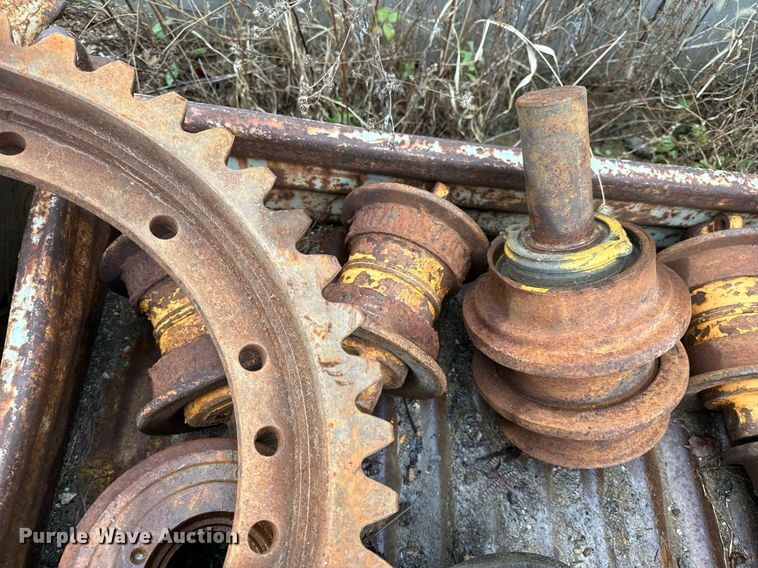 image for item NM9135 Approx. 16 rollers