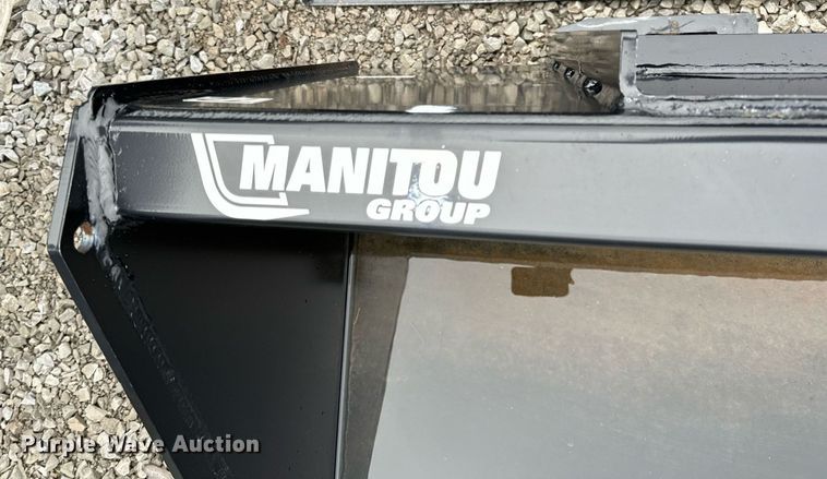 image for item NM9139 2022 Manitou 502511  skid steer bucket
