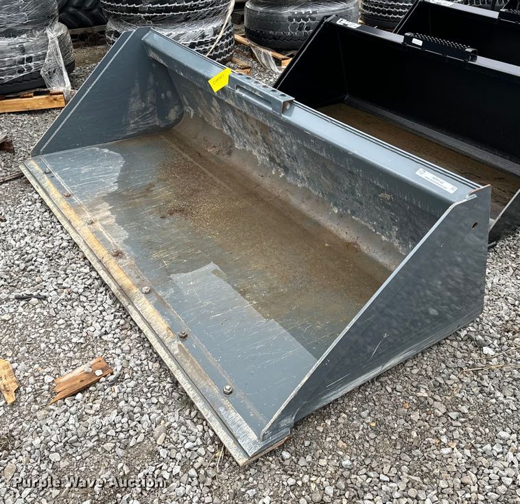 image for item NM9140 90" W skid steer bucket