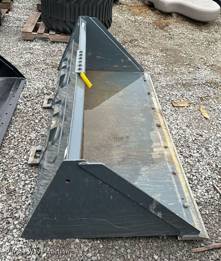 image for item NM9140 90" W skid steer bucket