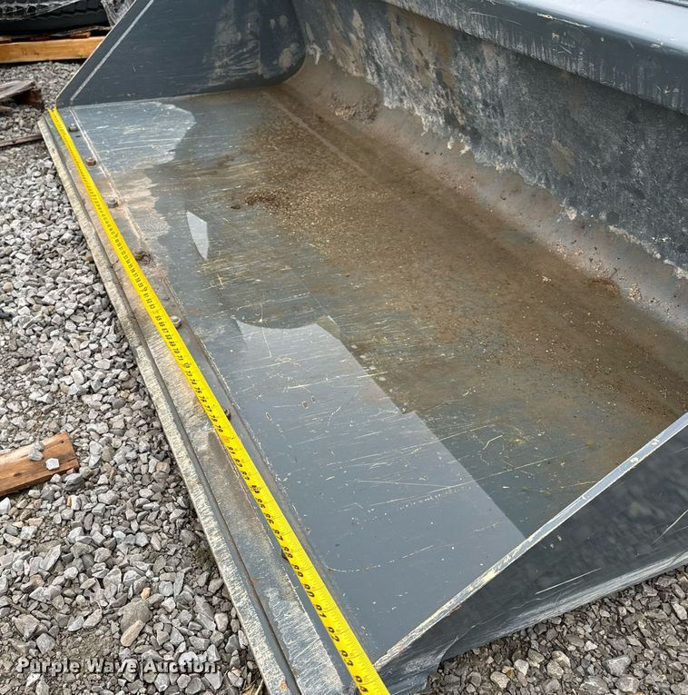 image for item NM9140 90" W skid steer bucket