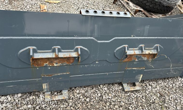 image for item NM9140 90" W skid steer bucket