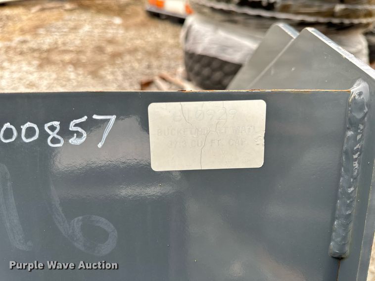 image for item NM9140 90" W skid steer bucket