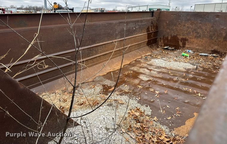 image for item NM9165 1984 Kenworth W900  dump truck