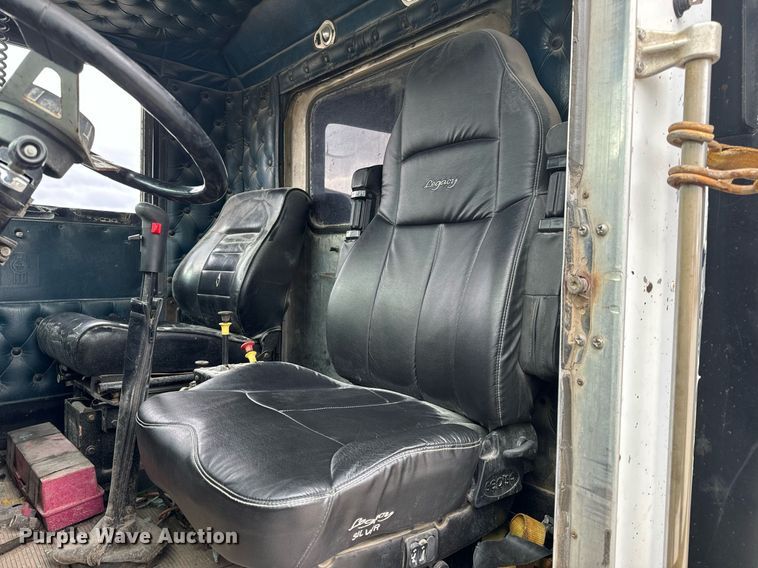 image for item NM9165 1984 Kenworth W900  dump truck