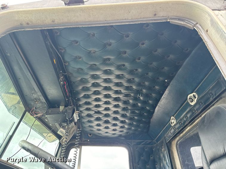 image for item NM9165 1984 Kenworth W900  dump truck