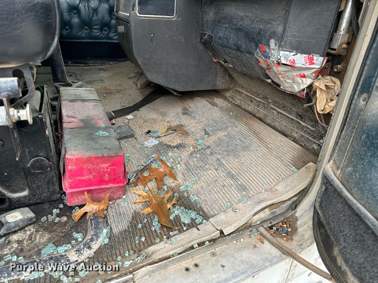 image for item NM9165 1984 Kenworth W900  dump truck