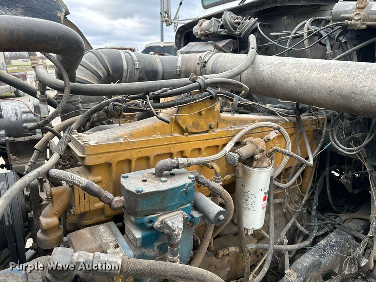 image for item NM9165 1984 Kenworth W900  dump truck