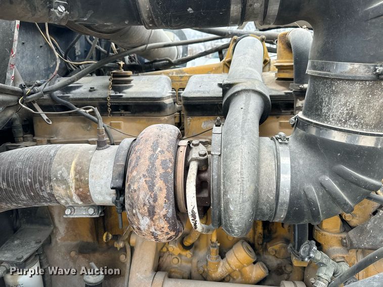 image for item NM9165 1984 Kenworth W900  dump truck