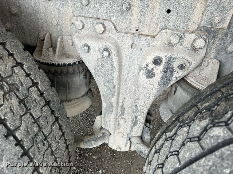 image for item NM9165 1984 Kenworth W900  dump truck