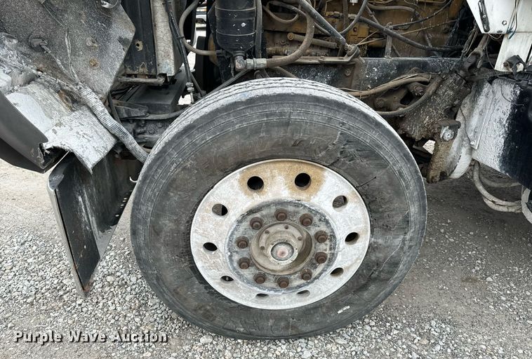 image for item NM9165 1984 Kenworth W900  dump truck