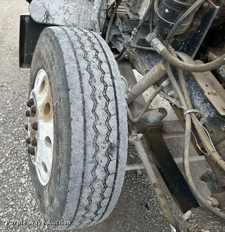 image for item NM9165 1984 Kenworth W900  dump truck