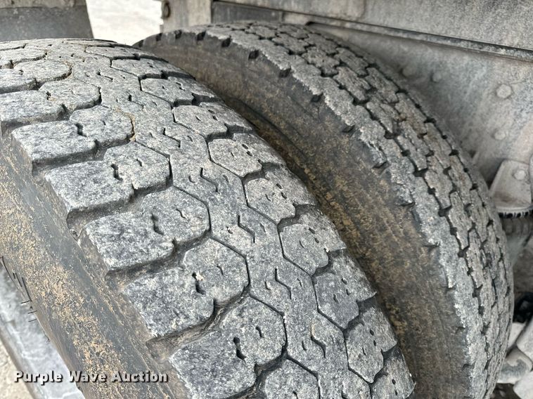 image for item NM9165 1984 Kenworth W900  dump truck