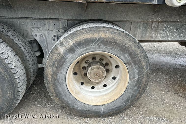 image for item NM9165 1984 Kenworth W900  dump truck