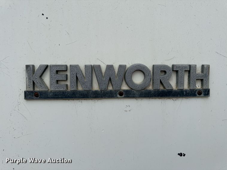 image for item NM9165 1984 Kenworth W900  dump truck