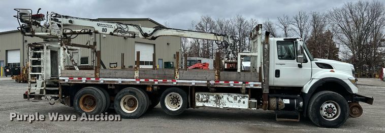 image for item NM9166 2008 International WorkStar 7600  crane truck