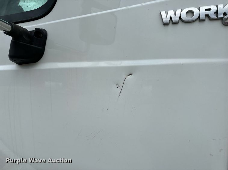 image for item NM9166 2008 International WorkStar 7600  crane truck