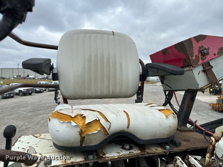 image for item NM9166 2008 International WorkStar 7600  crane truck