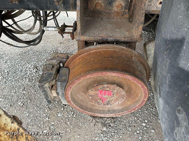 image for item NM9166 2008 International WorkStar 7600  crane truck