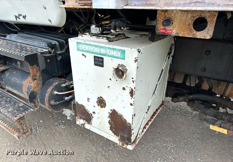 image for item NM9166 2008 International WorkStar 7600  crane truck