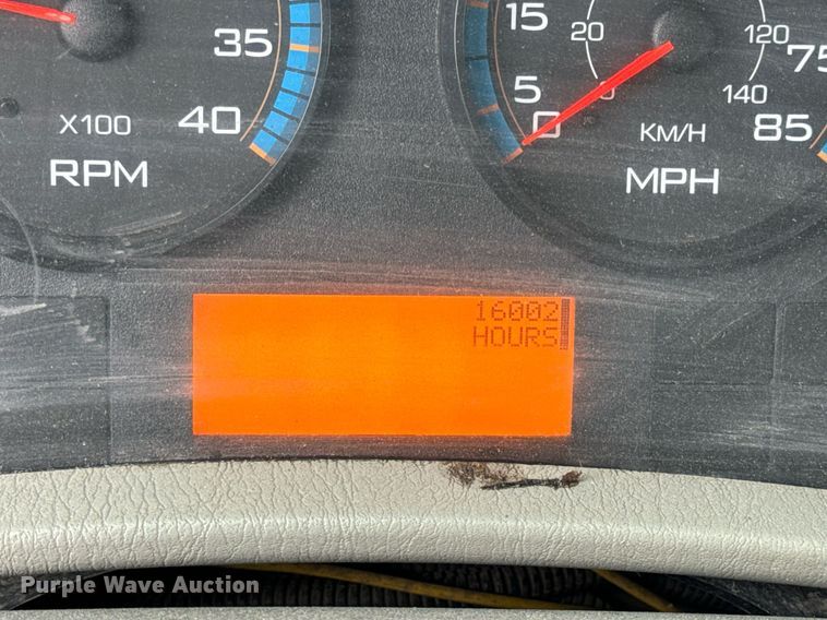 image for item NM9166 2008 International WorkStar 7600  crane truck