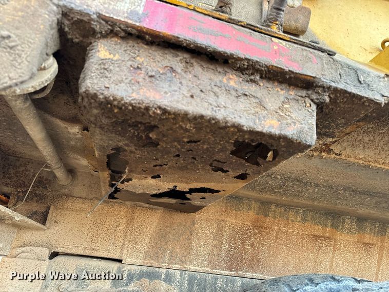 image for item NM9168 2002 International 4900  dump truck