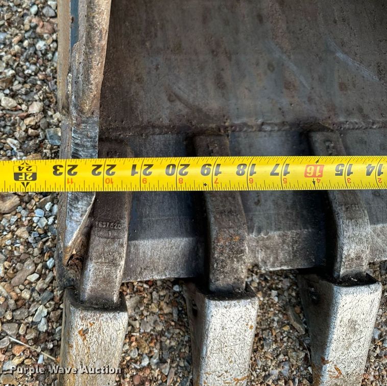 image for item NM9169 2006 Kubota KX161-3SS  mini excavator