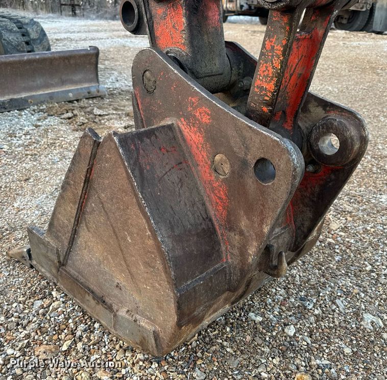 image for item NM9169 2006 Kubota KX161-3SS  mini excavator