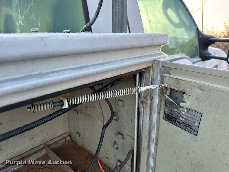 image for item NM9170 2003 Ford F550 Super Duty XL  bucket truck