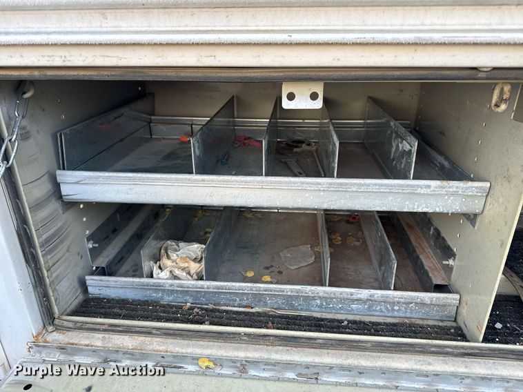 image for item NM9170 2003 Ford F550 Super Duty XL  bucket truck