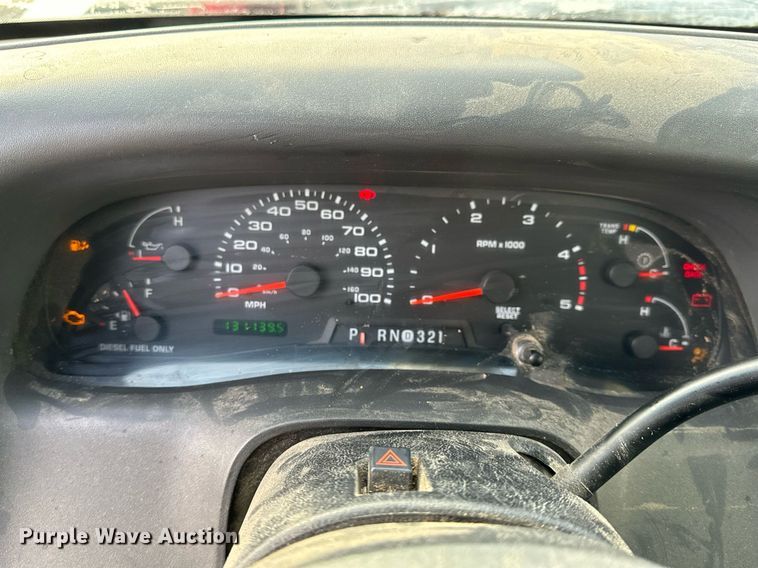 image for item NM9170 2003 Ford F550 Super Duty XL  bucket truck