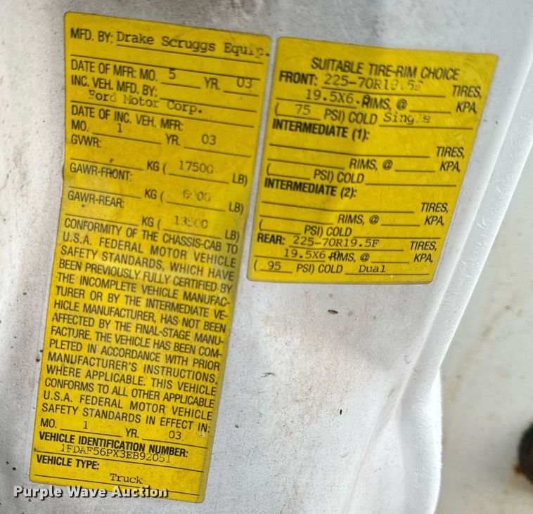 image for item NM9170 2003 Ford F550 Super Duty XL  bucket truck