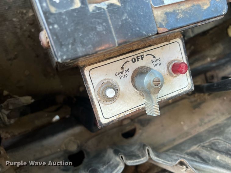 image for item NN9310 2001 Mack RD688S  dump truck