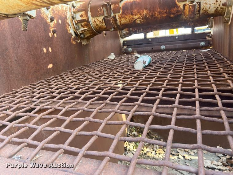 image for item NN9315 Metso Lokotrack ST171  screening plant