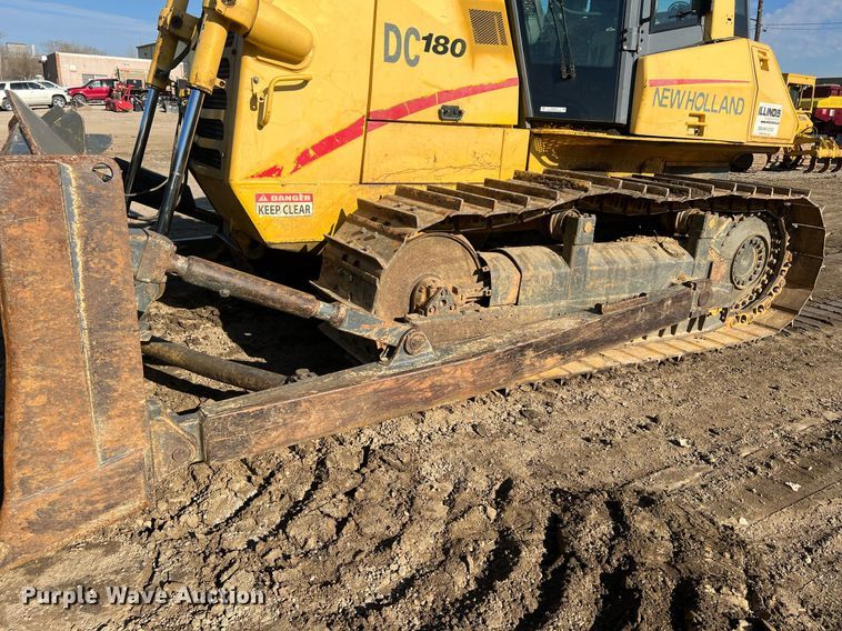 image for item NN9316 New Holland DC180  dozer
