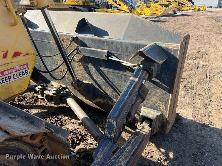 image for item NN9316 New Holland DC180  dozer