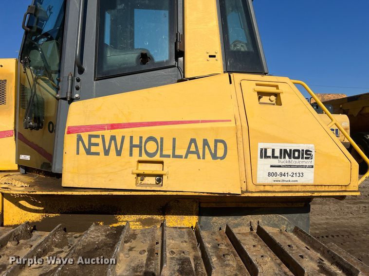 image for item NN9316 New Holland DC180  dozer