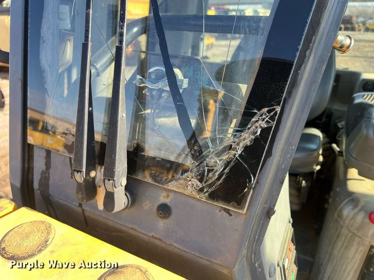 image for item NN9316 New Holland DC180  dozer